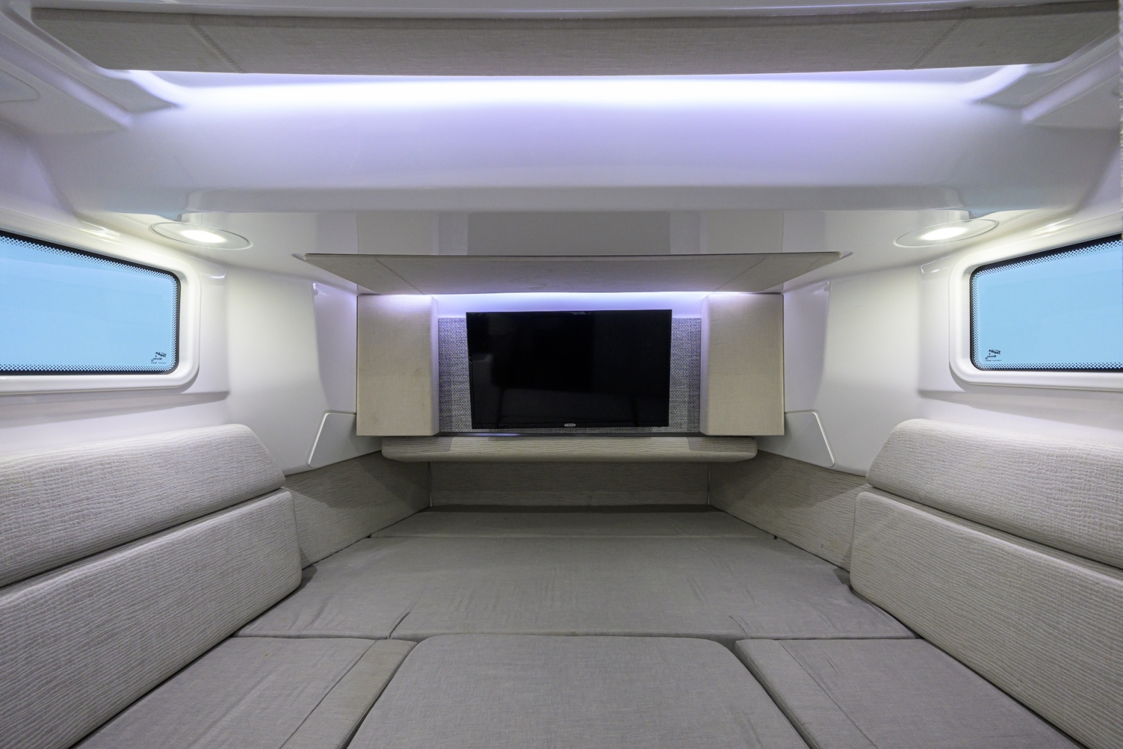 GALLANT LADY 45ft Everglades Yacht For Sale GALLANT LADY 45ft Everglades Yacht For Sale