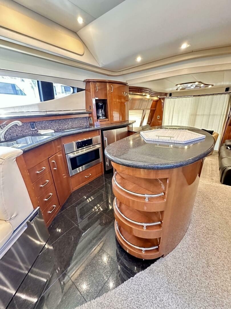Marquis 59 Yacht For Sale
