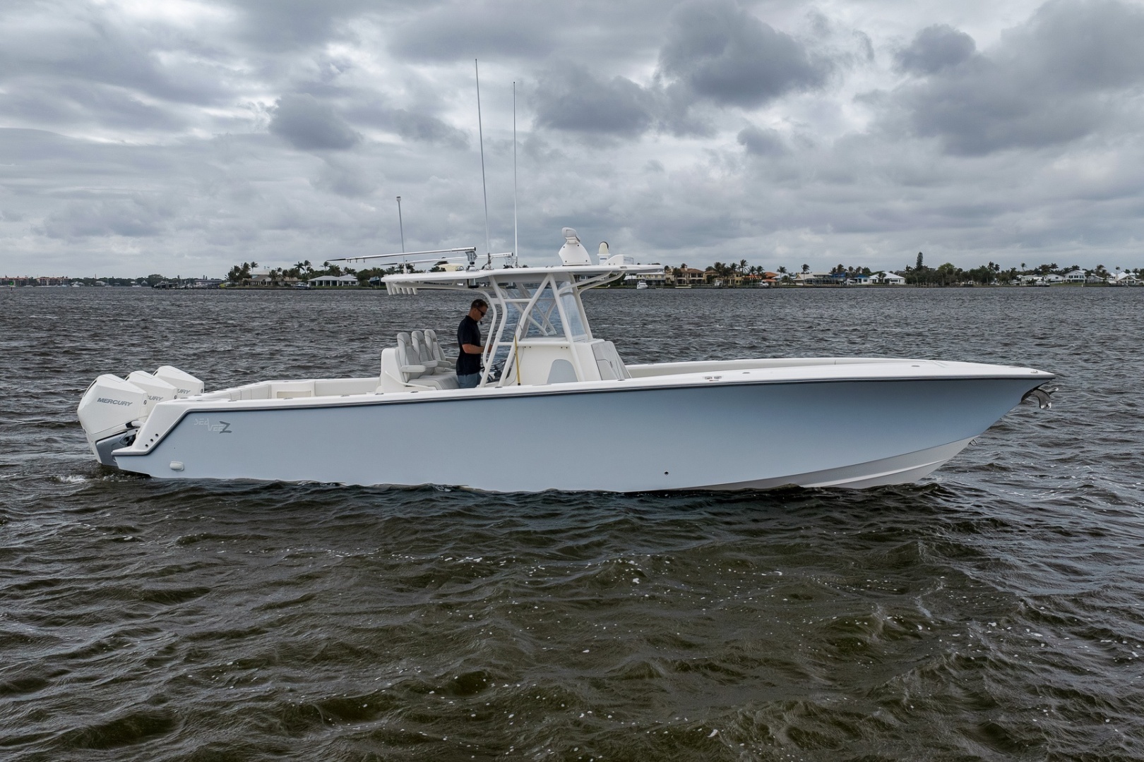 SeaVee 370Z