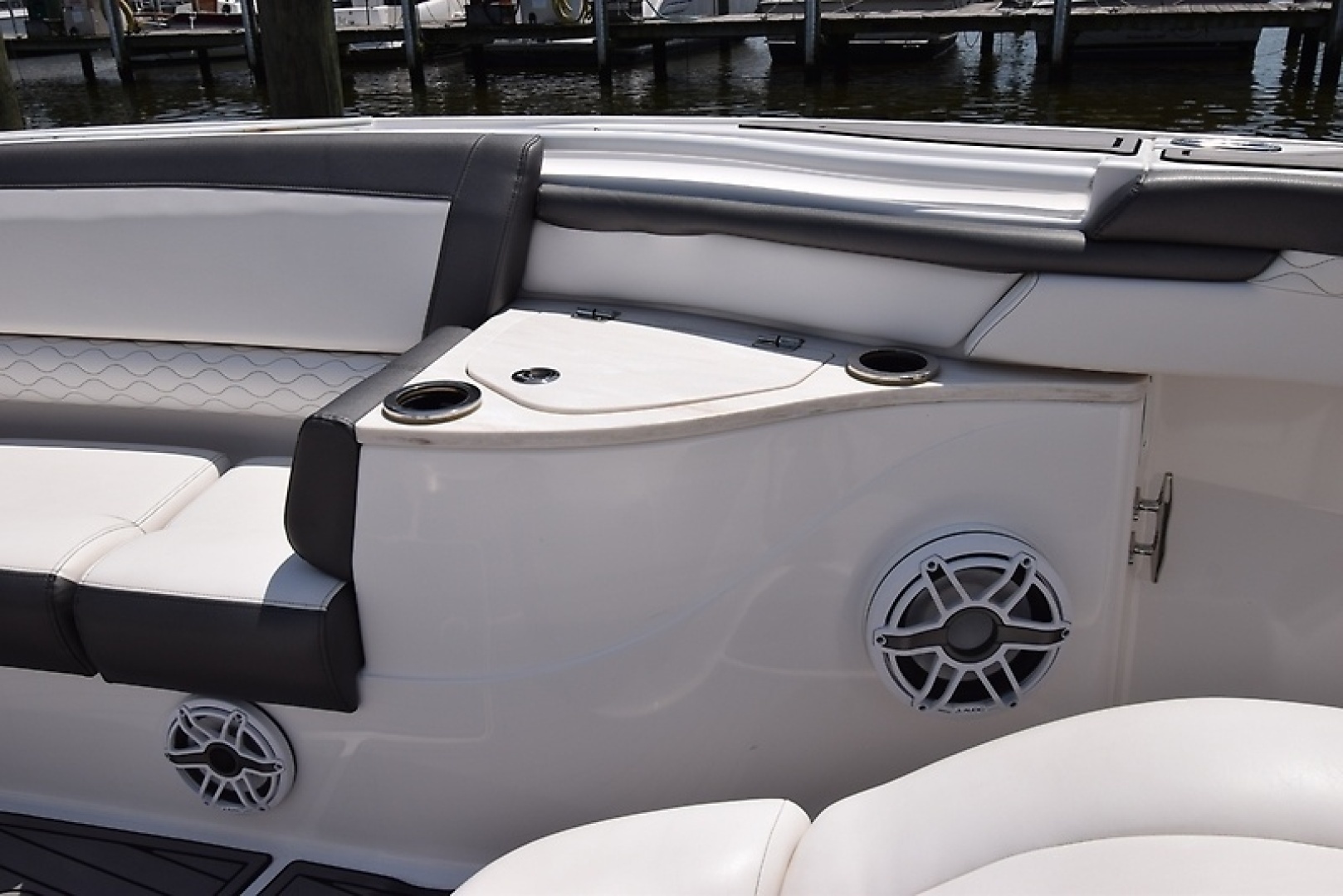 Fountain 39 NX Yacht For Sale