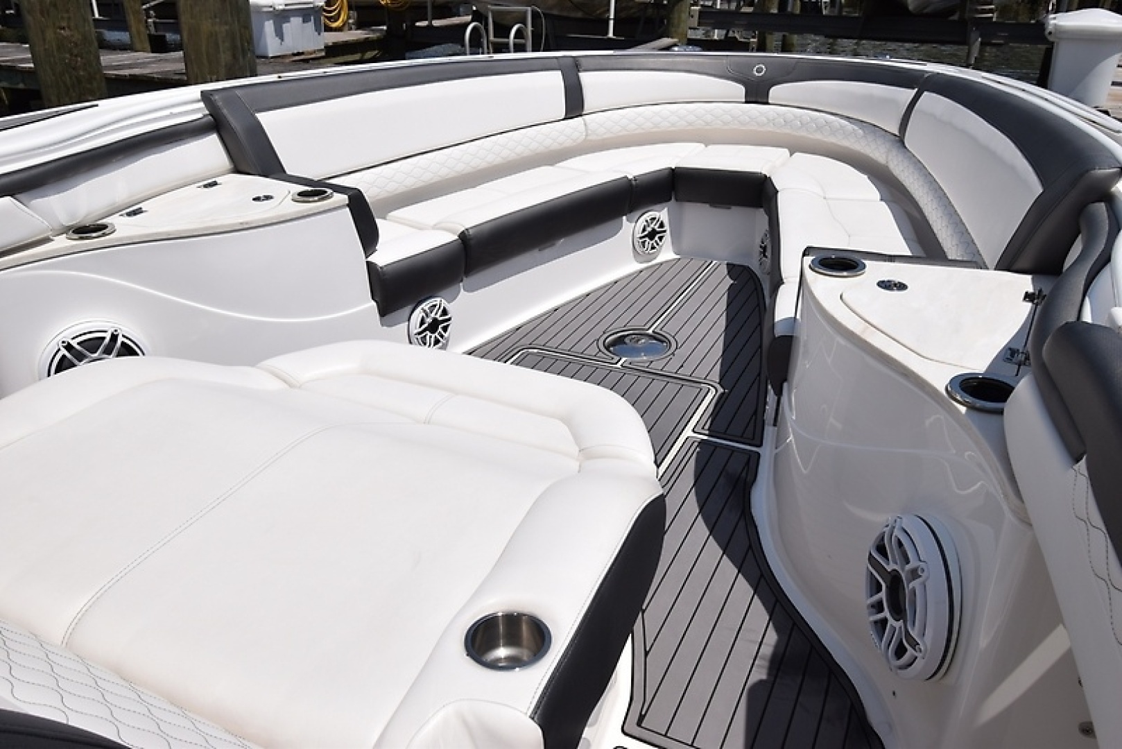Fountain 39 NX Yacht For Sale