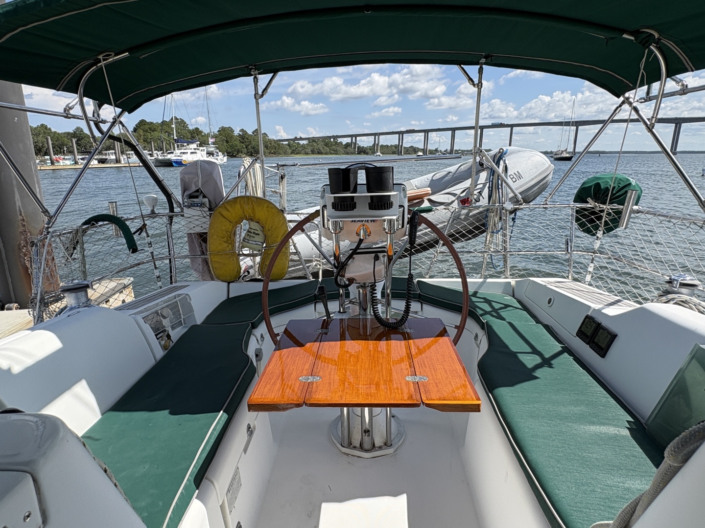 2006 Beneteau 373