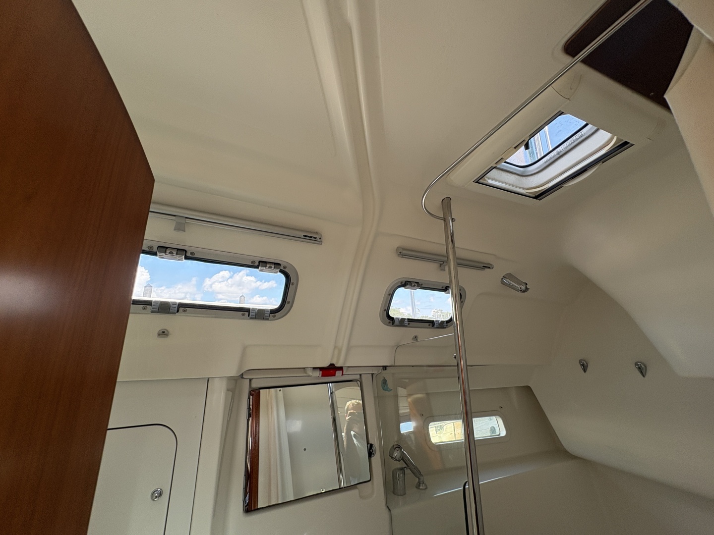2006 Beneteau 373