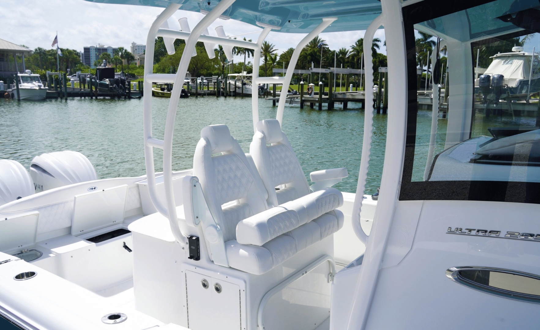 2027 Sea Hunt Ultra 285FS