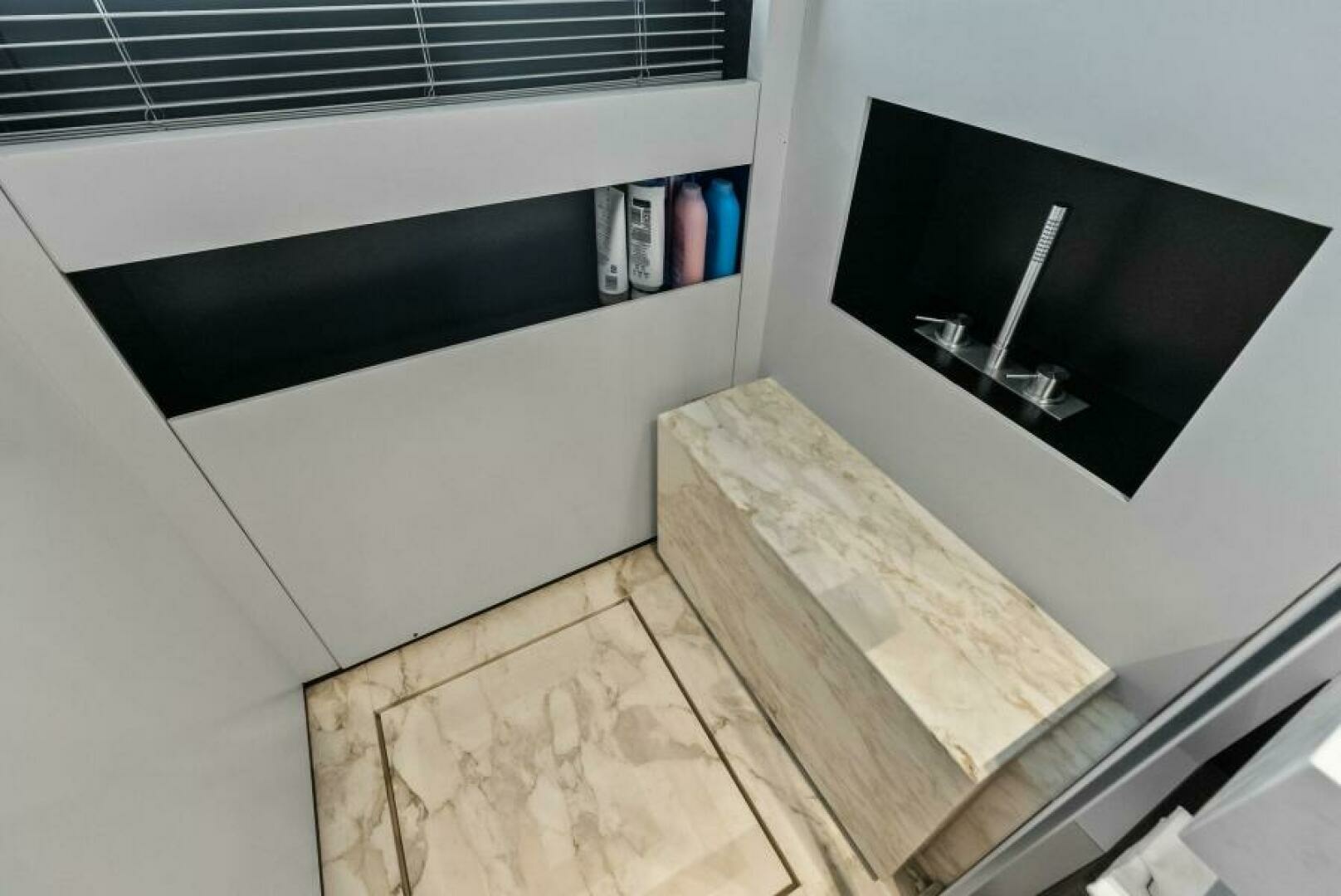 Custom Line 33 Navetta Yacht For Sale