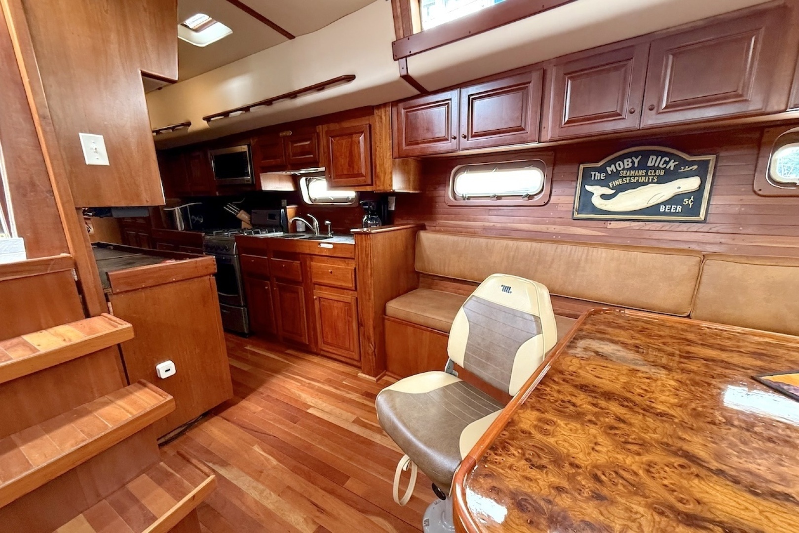 Bruce Roberts 64 Yacht For Sale