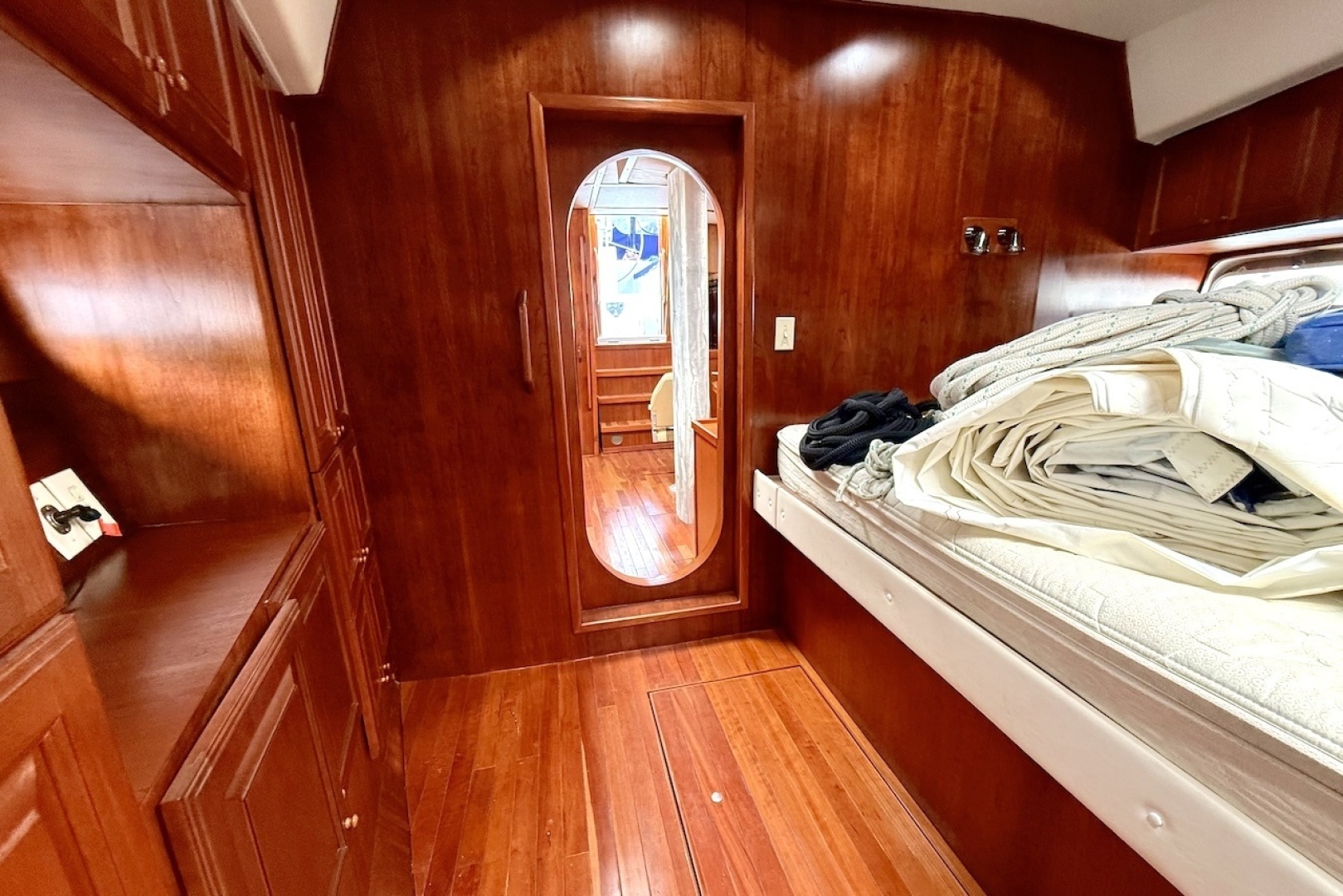 Bruce Roberts 64 — Kraken - Photo 60
