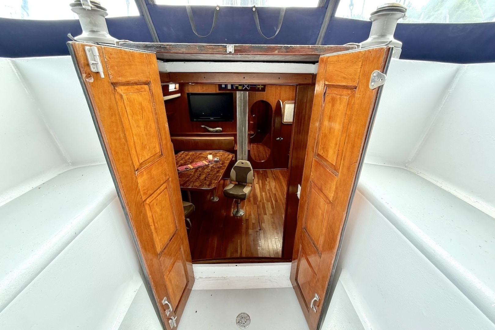 Bruce Roberts 64 Yacht For Sale