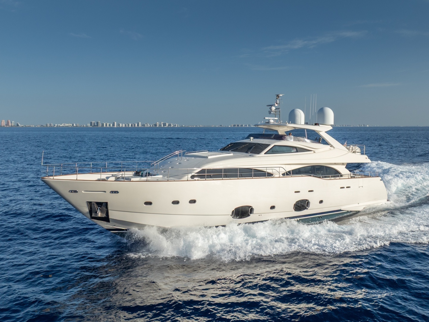 Ferretti Yachts Custom Line Yacht For Sale