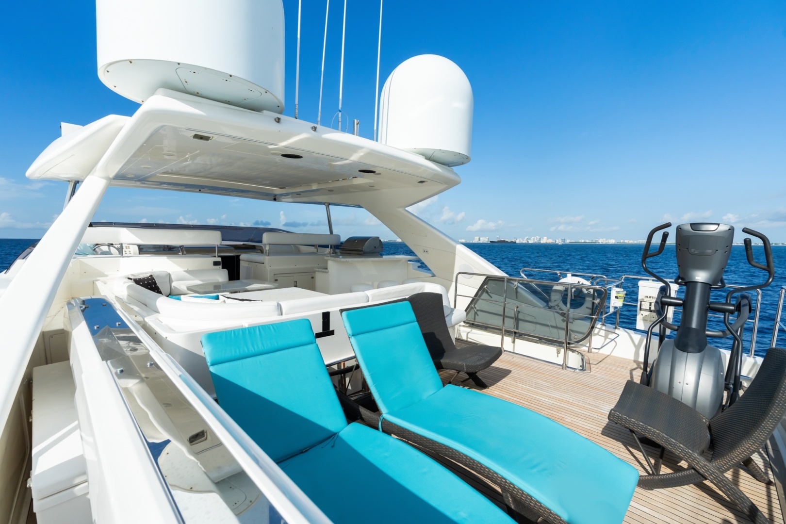 Ferretti Yachts Custom Line Yacht For Sale