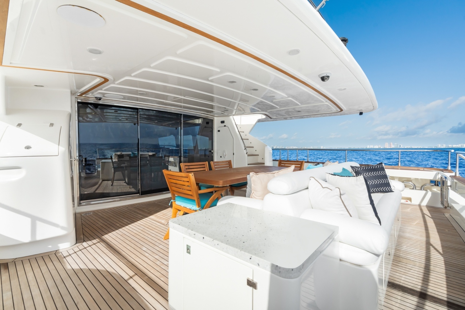 Ferretti Yachts Custom Line Yacht For Sale