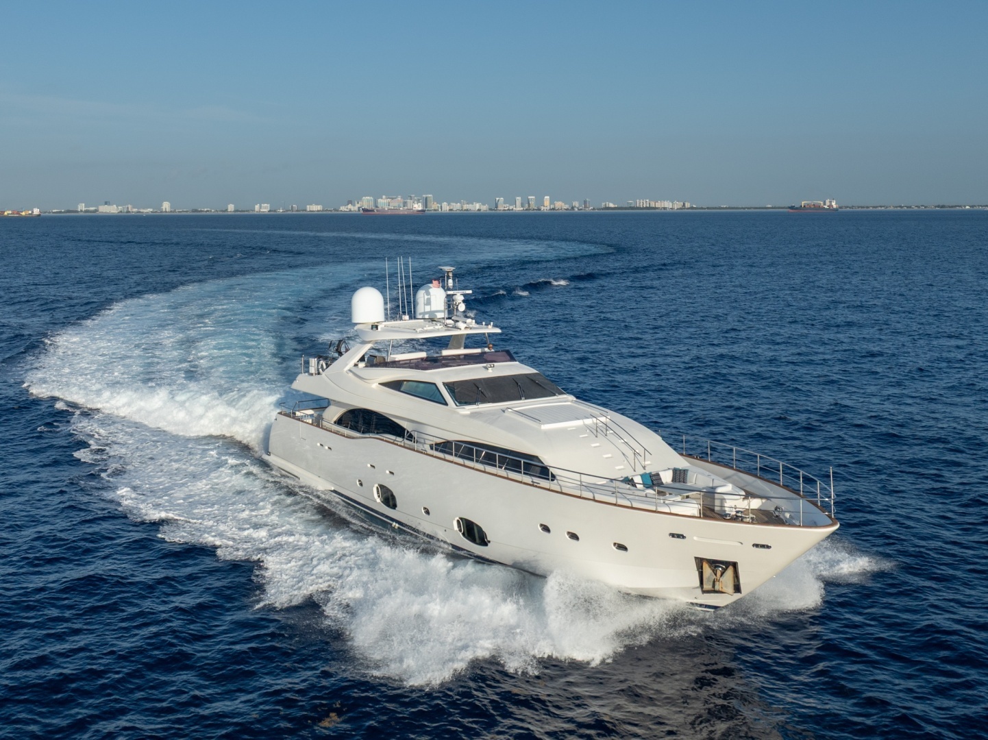 Ferretti Yachts Custom Line Yacht For Sale