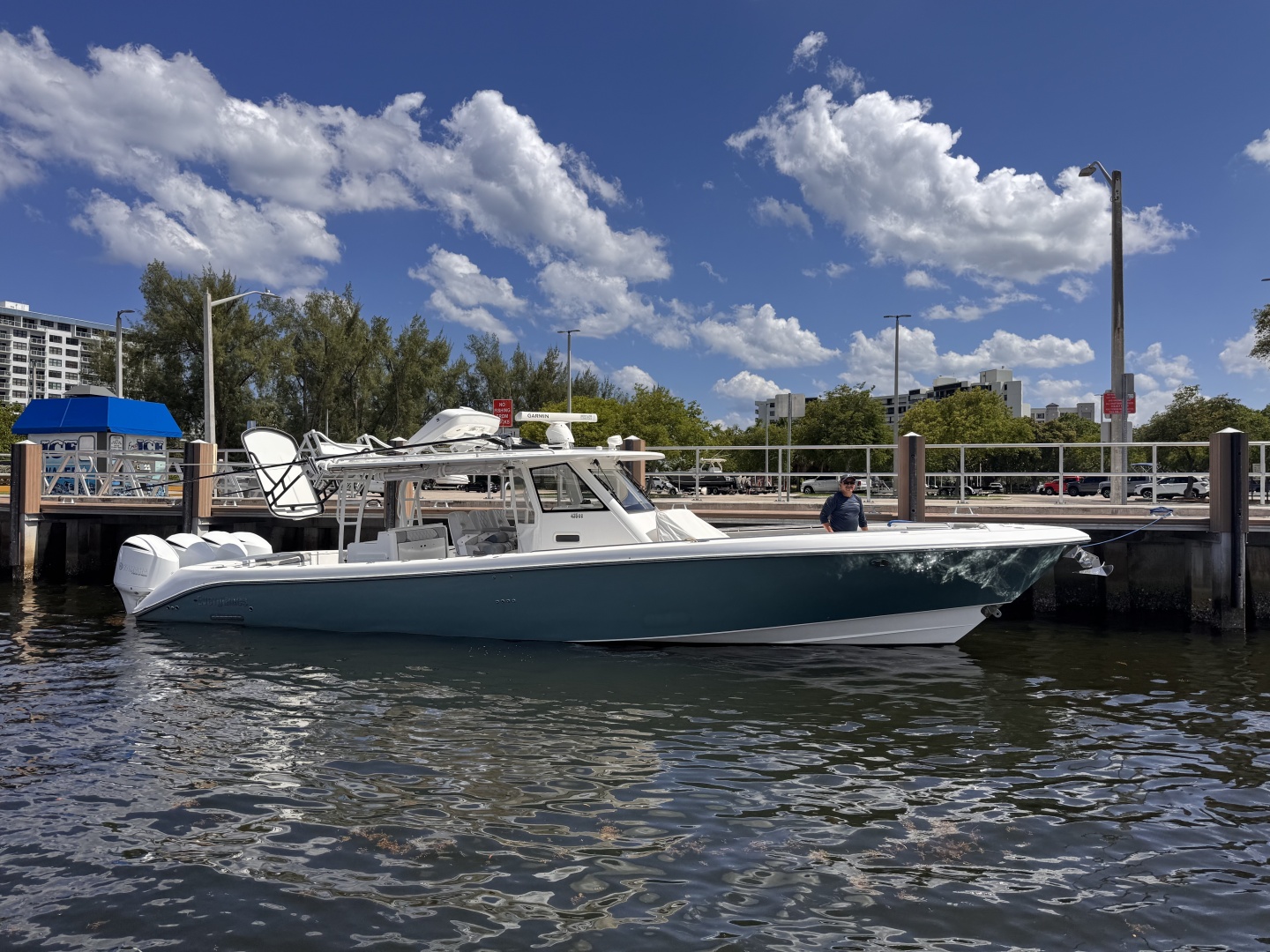 Everglades 435 CC - Photo 3