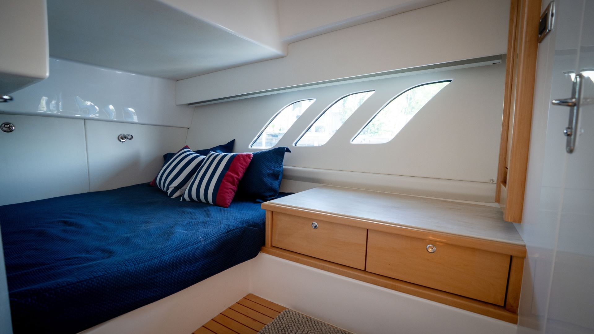 Intrepid 475 Sport Yacht Yacht For Sale