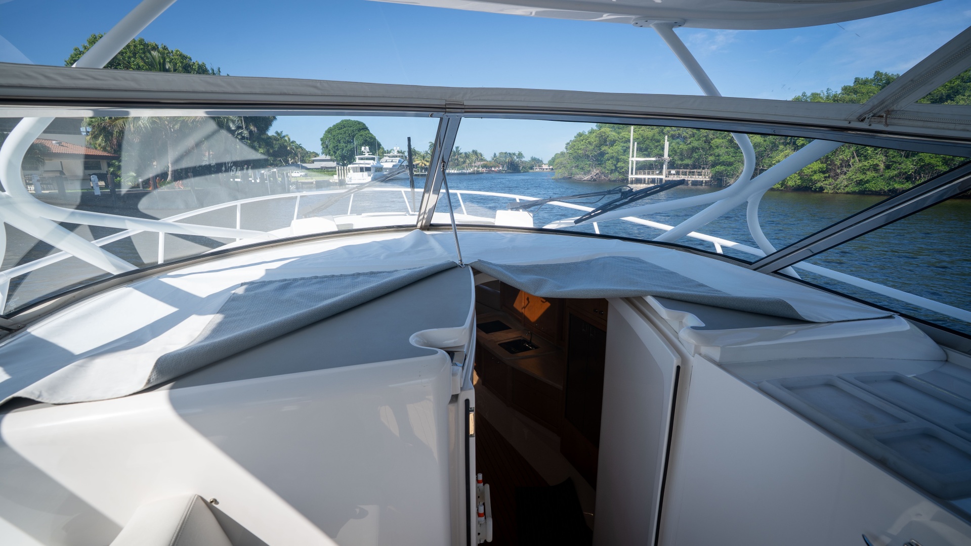 Intrepid 475 Sport Yacht — Damn Lucky - Photo 20