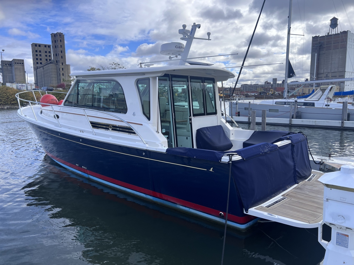 Back Cove 372 Yacht For Sale