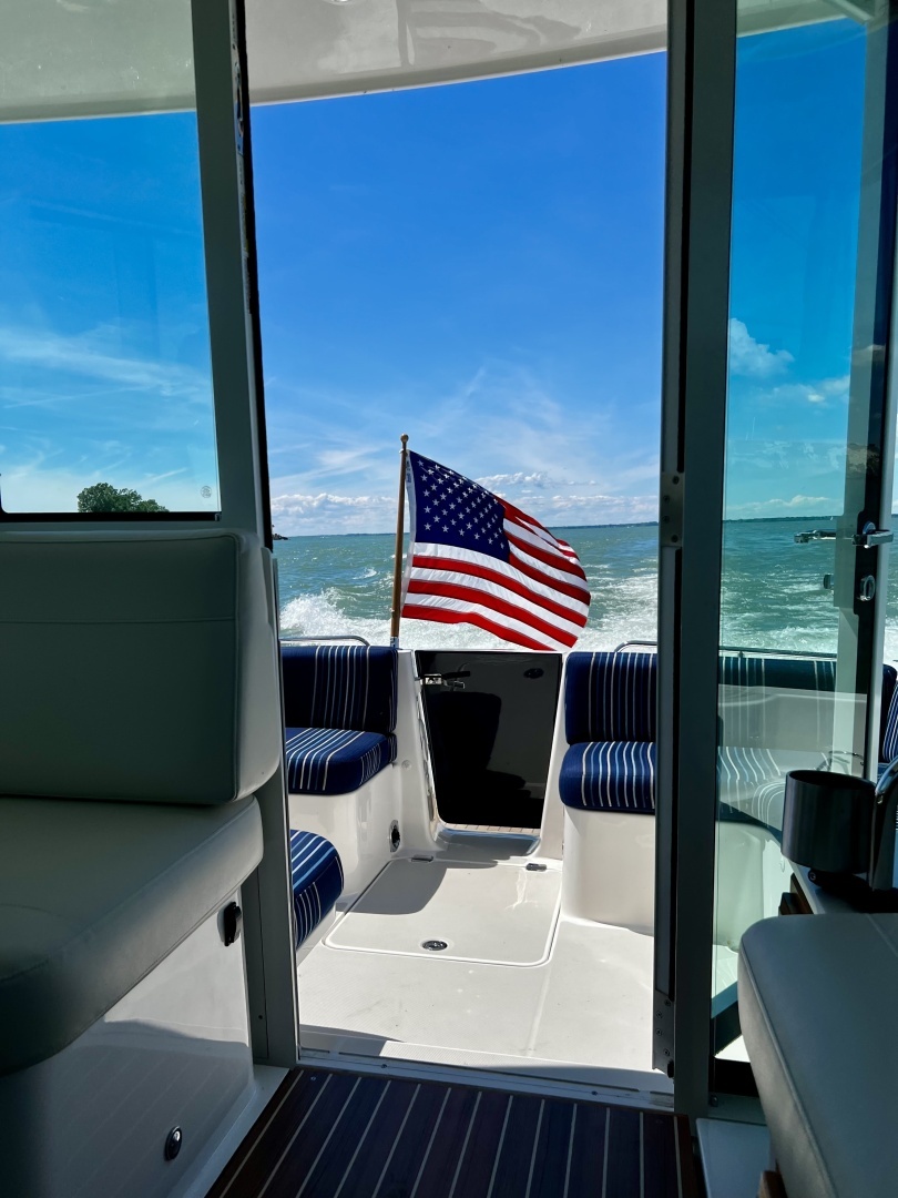 Back Cove 372 Yacht For Sale