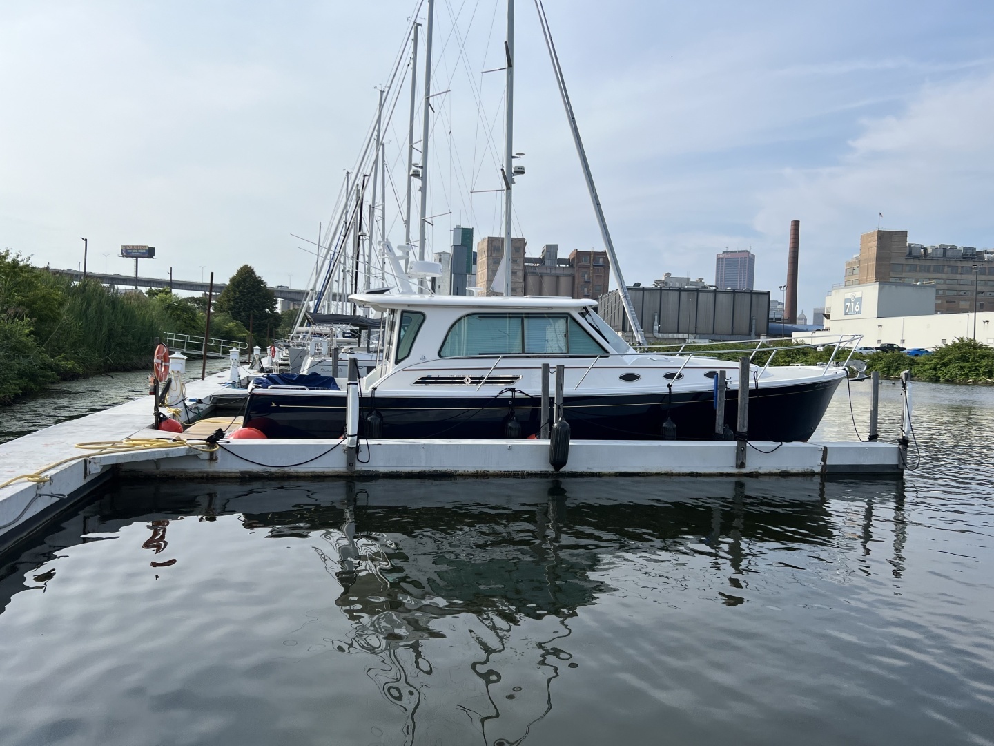 Back Cove 372 Yacht For Sale