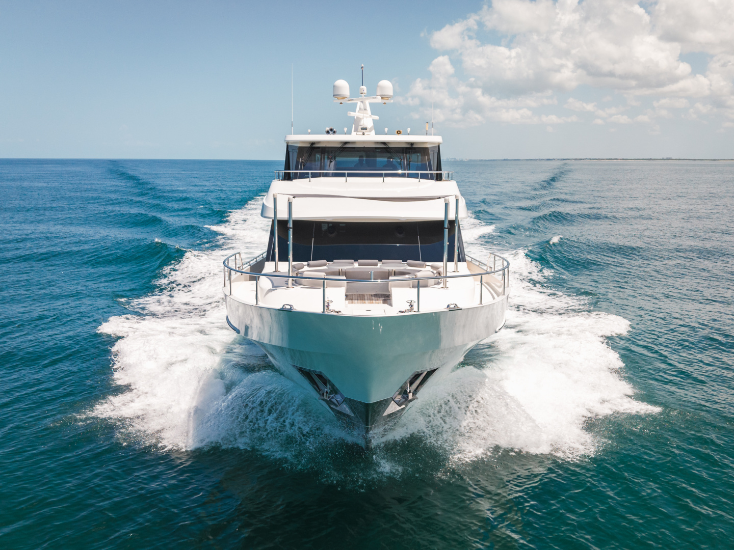 Ocean Alexander 100 MY Yacht For Sale
