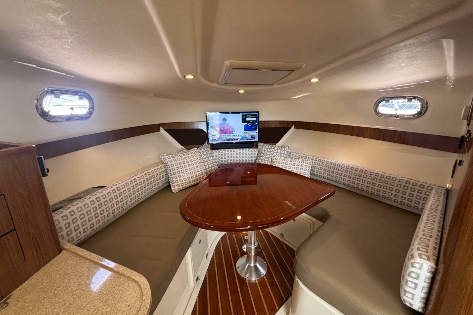 Pursuit OS 345 Offshore Yacht For Sale