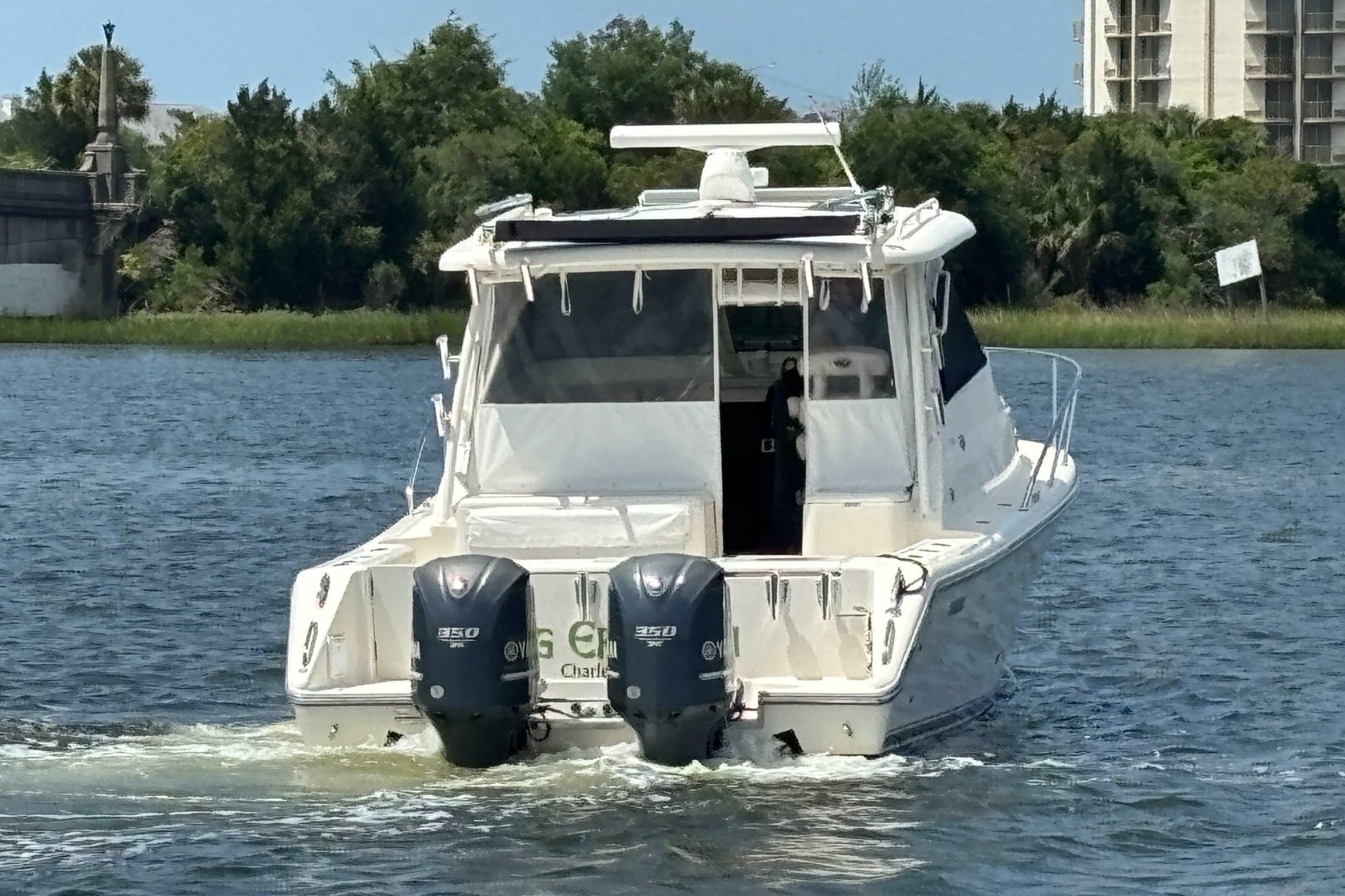 OG ERIN INION 34ft Pursuit Yacht For Sale OG ERIN INION 34ft Pursuit Yacht For Sale