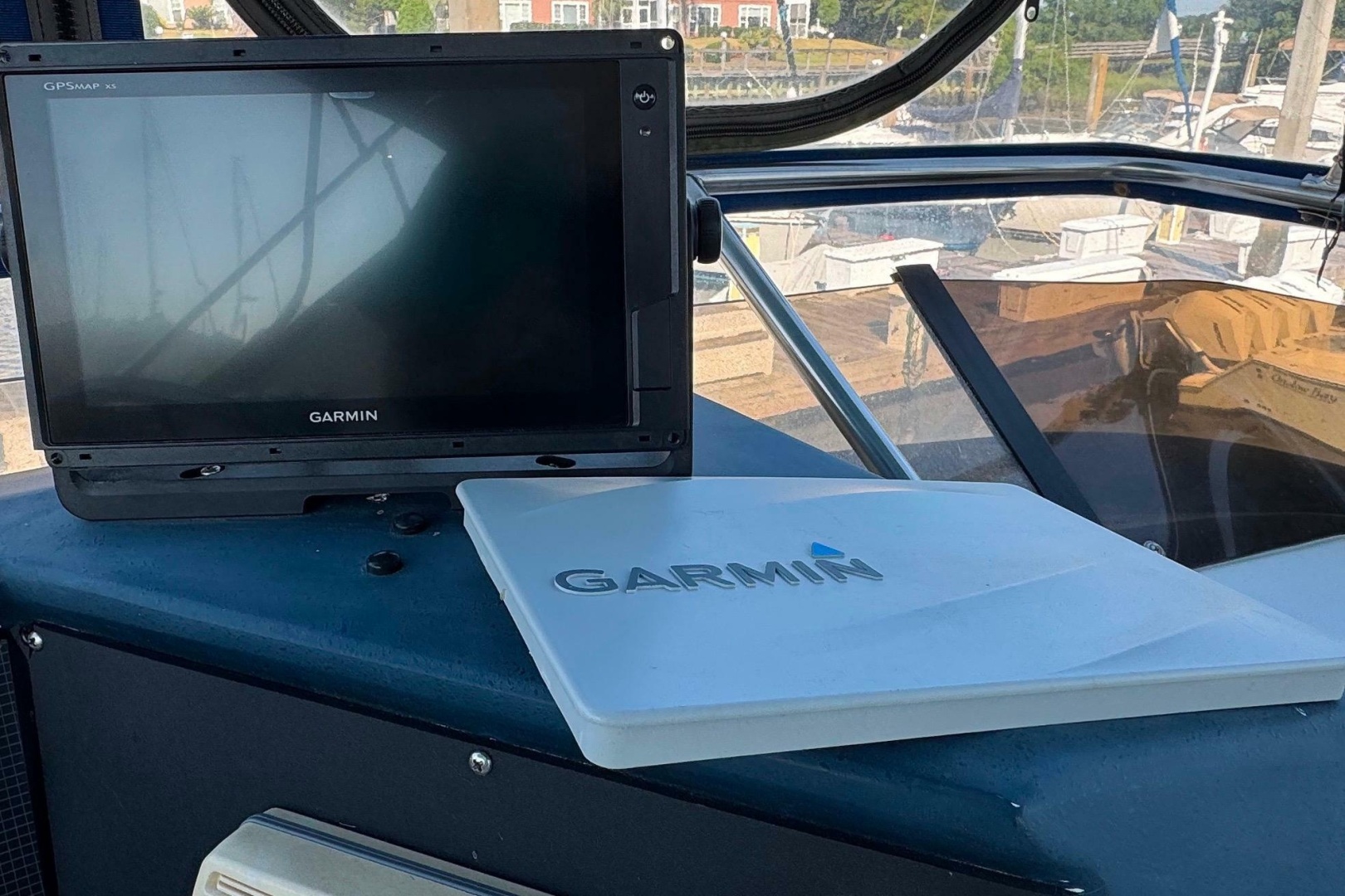 1988 Sea Ray 415 Aft Cabin