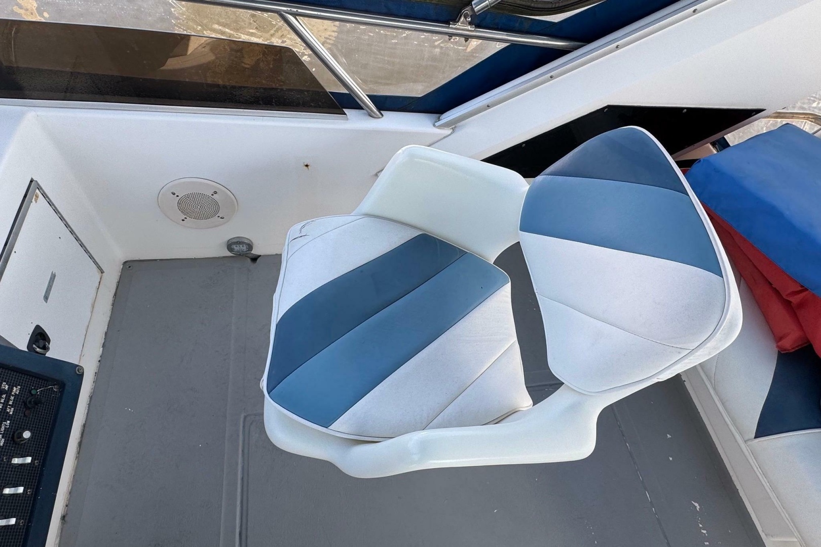 Sea Ray 415 Aft Cabin - Photo 14