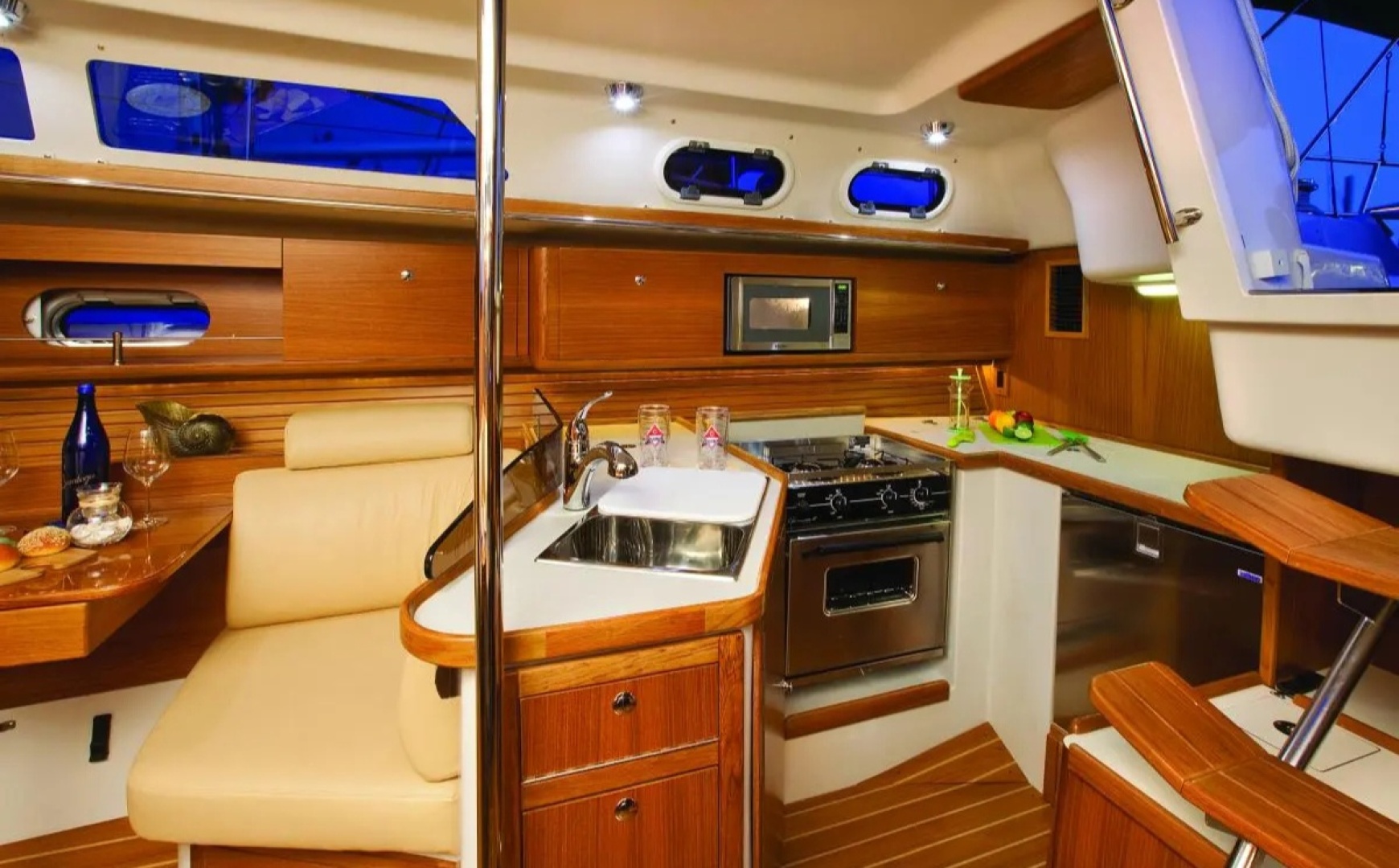 Ensenel 38ft Catalina Yacht For Sale