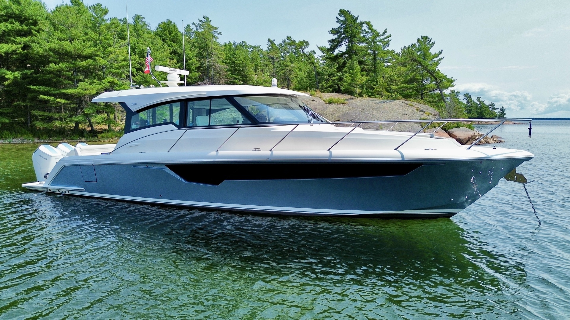 Tiara Yachts 48 LE — Nauti Life