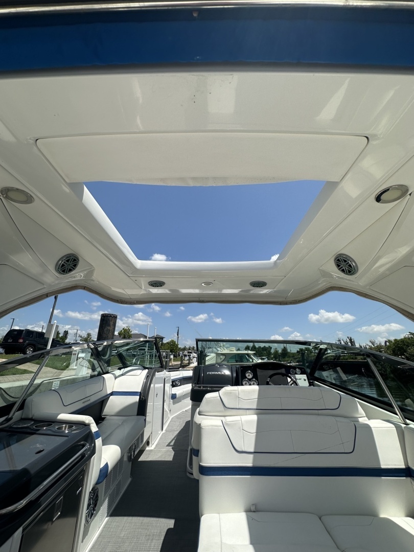 Formula 350 BR Yacht For Sale