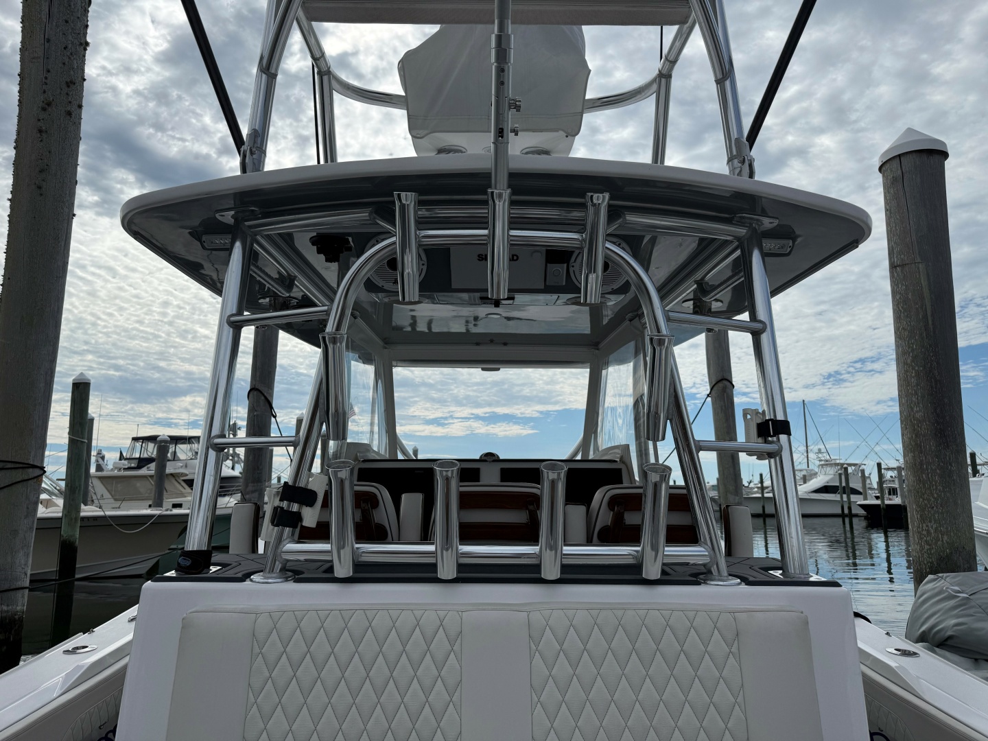 LONESOME COWBOY 39ft Front Runner Yacht For Sale
