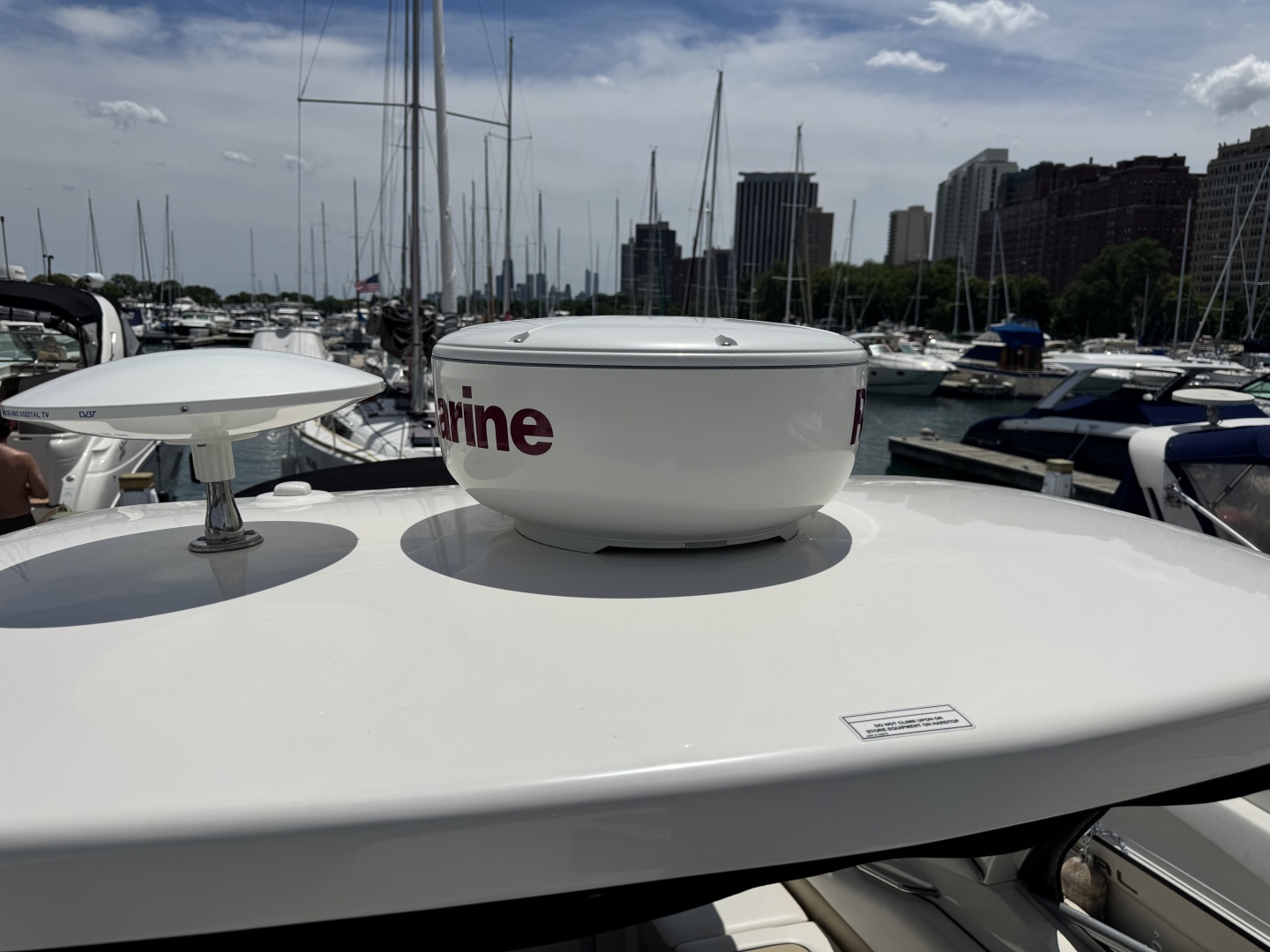 Sea Ray 310 Sundancer — Just Right - Photo 29