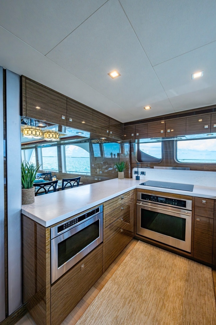 Cheoy Lee 78 Bravo Sport Motoryacht Yacht For Sale