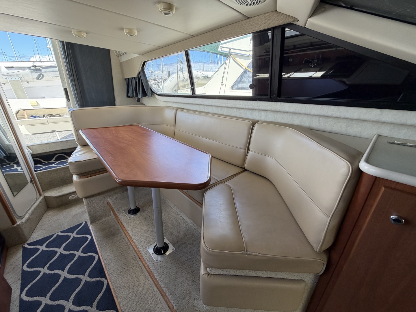 Bayliner 288 Classic Yacht For Sale