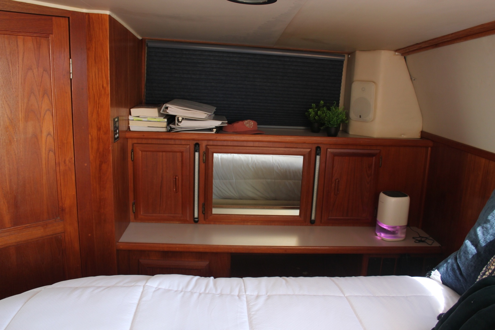 1989 Californian Aft Cabin