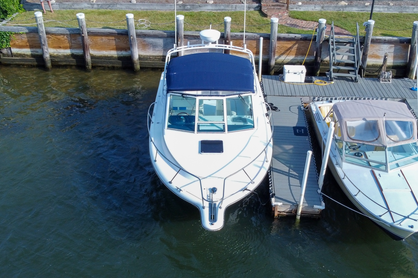 2001 Tiara Yachts 