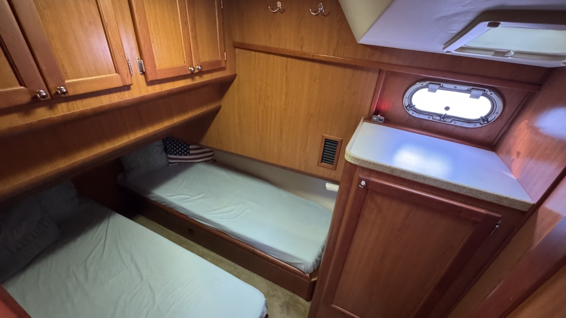 Safe Haven 40ft Mainship Yacht For Sale