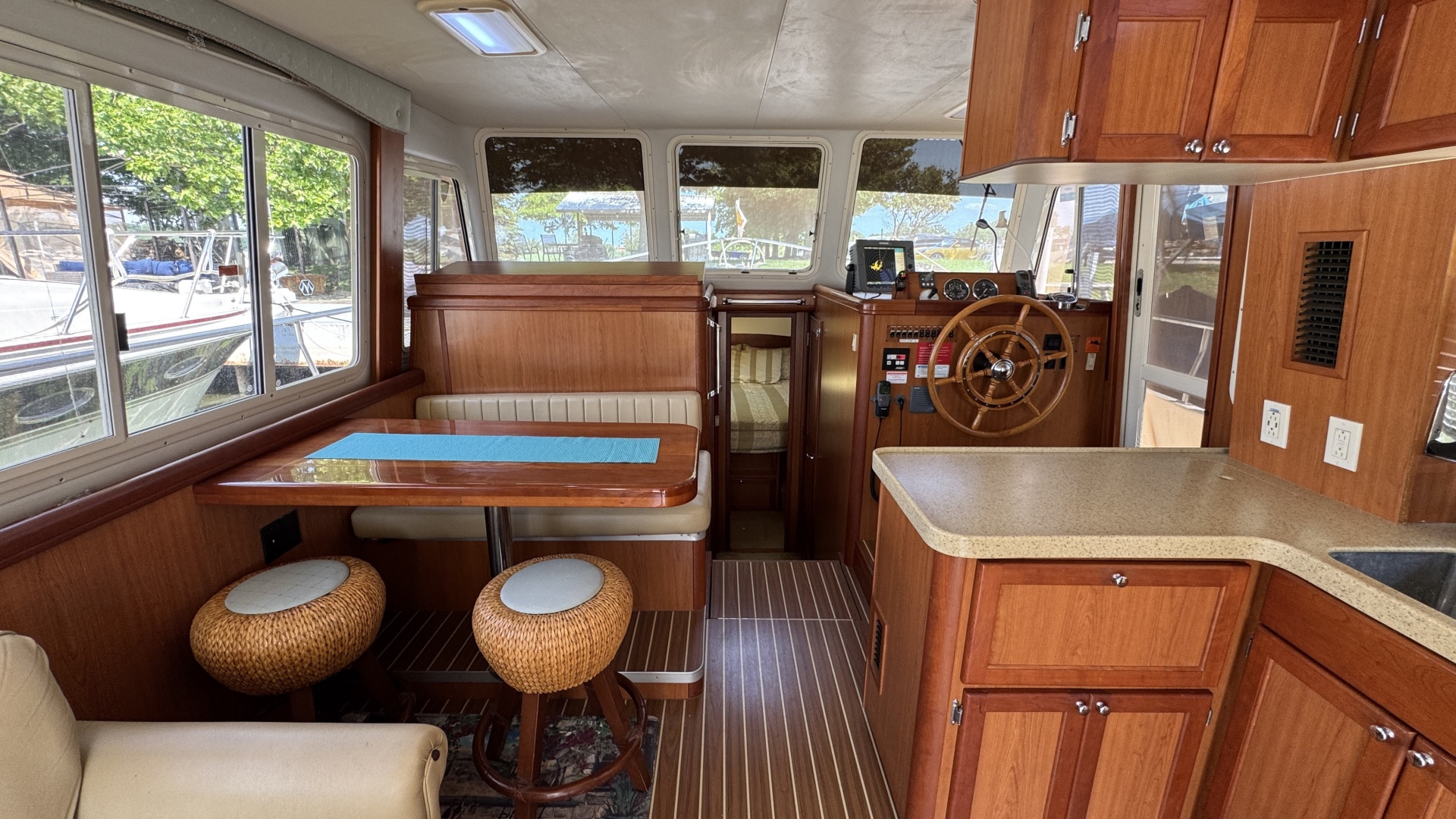 Safe Haven 40ft Mainship Yacht For Sale