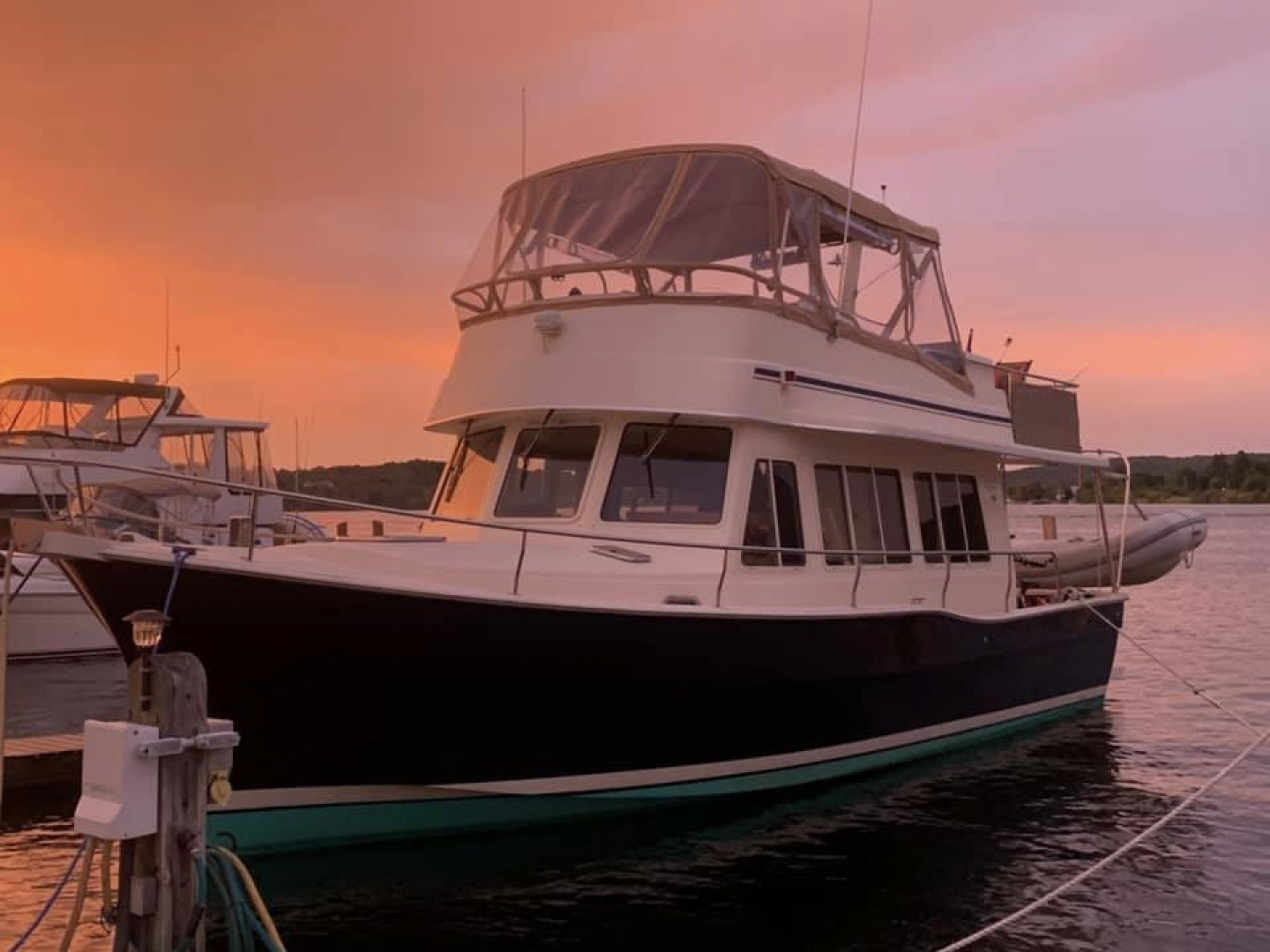 Safe Haven 40ft Mainship Yacht For Sale
