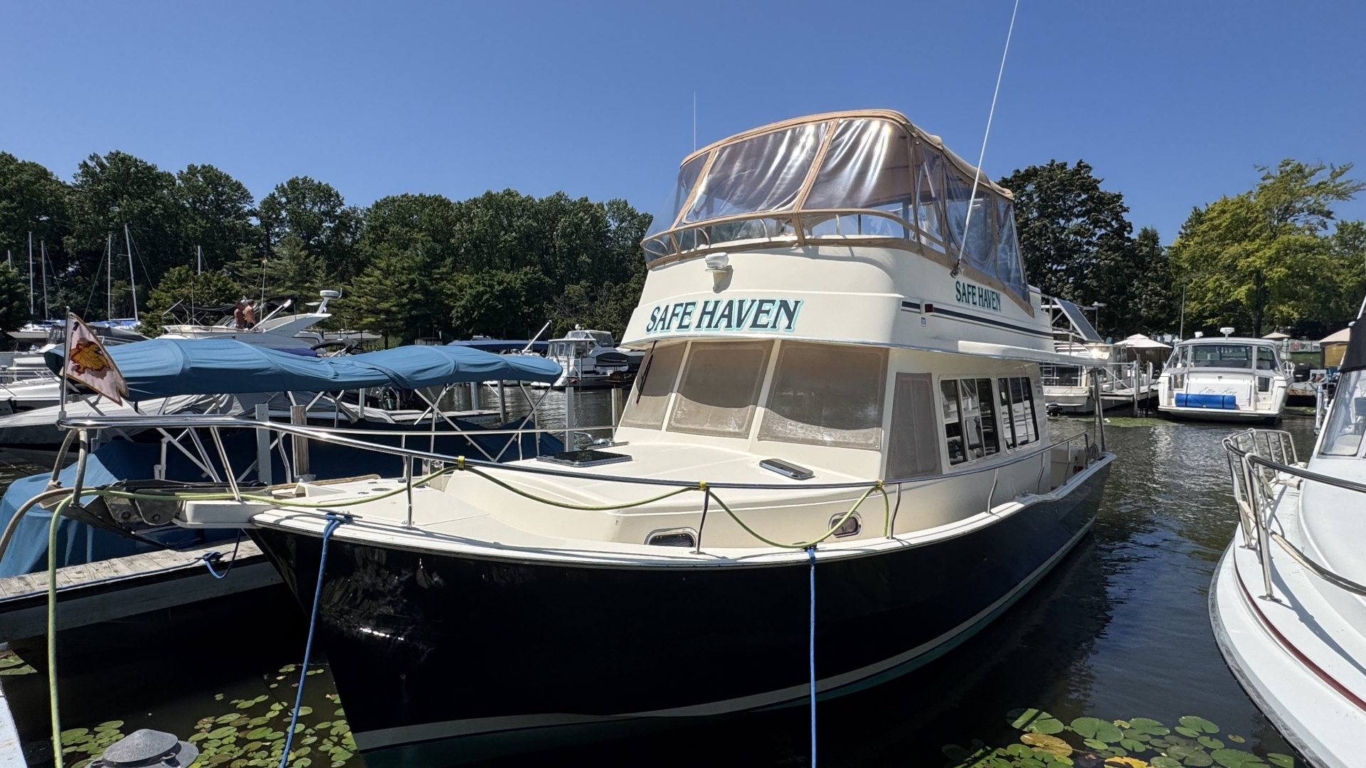 Safe Haven 40ft Mainship Yacht For Sale