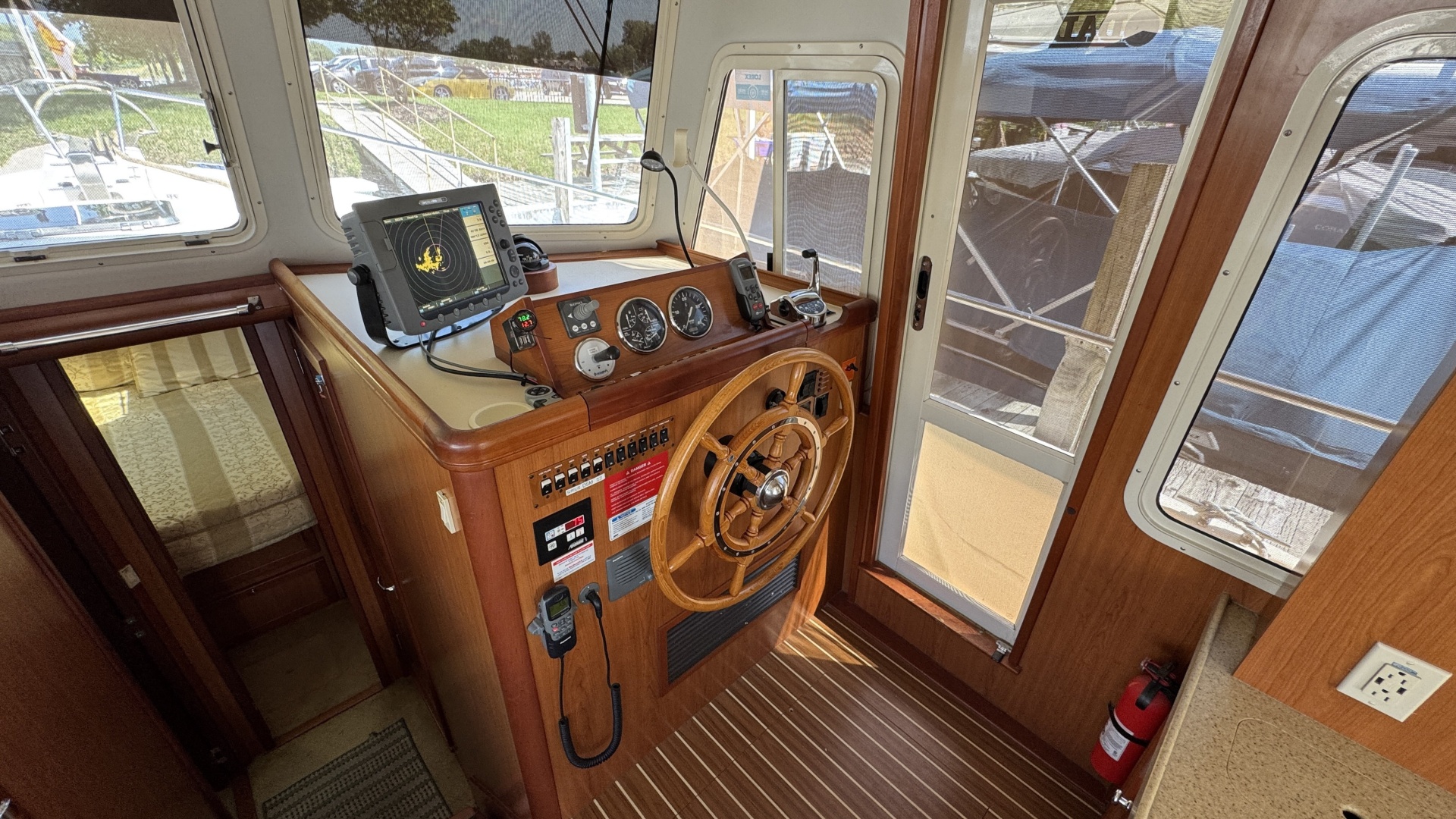 Safe Haven 40ft Mainship Yacht For Sale