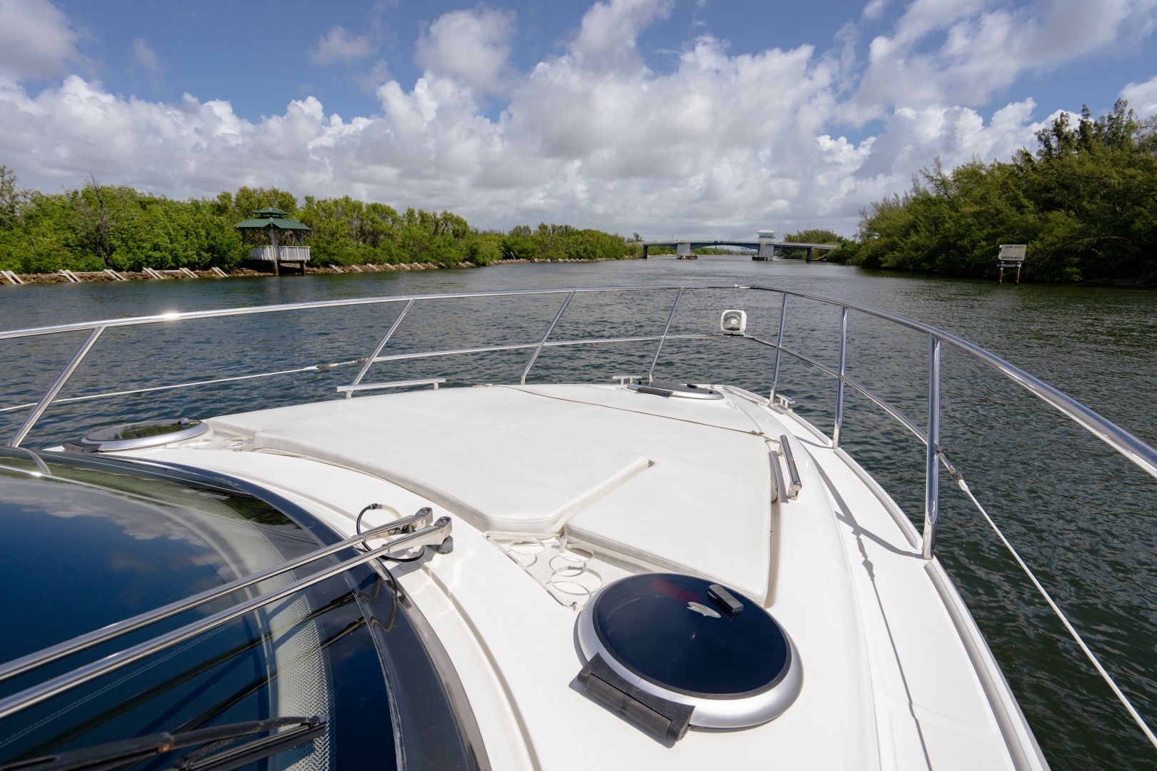 Schaefer 400 Sport Yacht For Sale