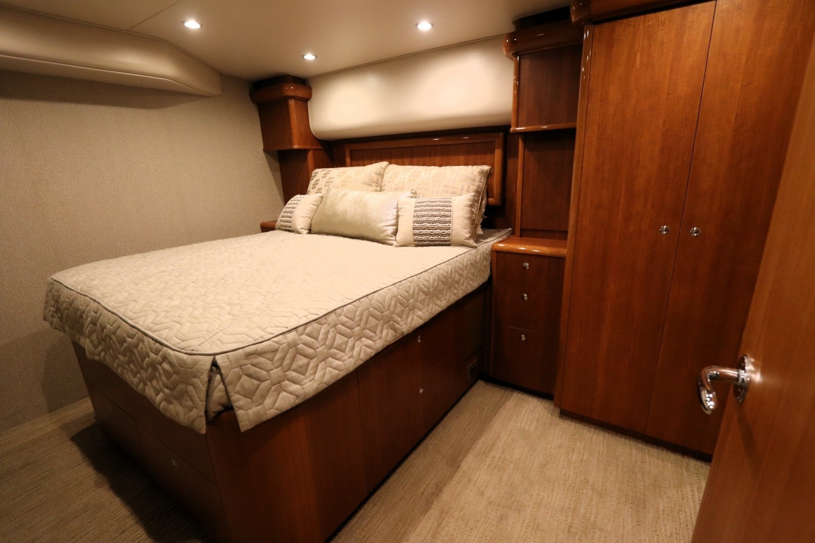 Mirage  Yacht For Sale