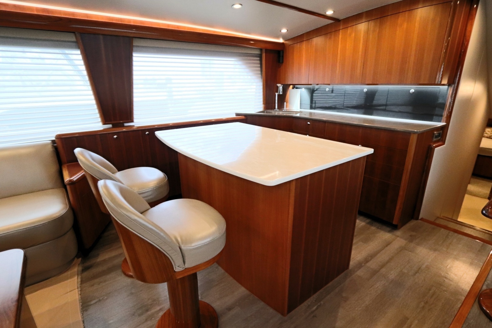 Mirage  Yacht For Sale