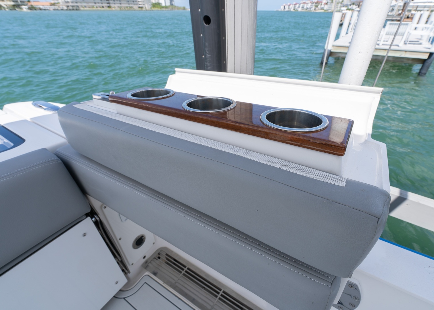 2023 Everglades 395 Center Console