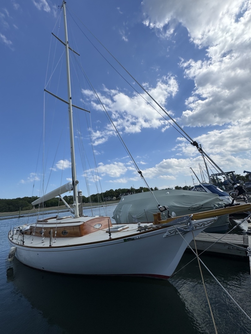 45' | 1979 | Nielsen 44 Cutter Rigged