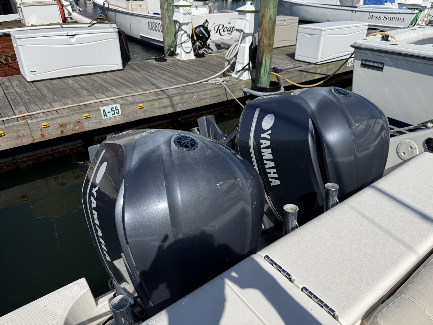 2014 Pursuit 345 Offshore