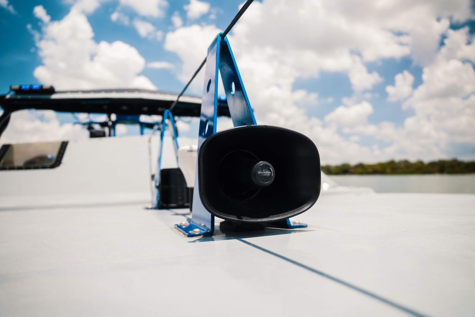 27ft Interceptor Yacht For Sale