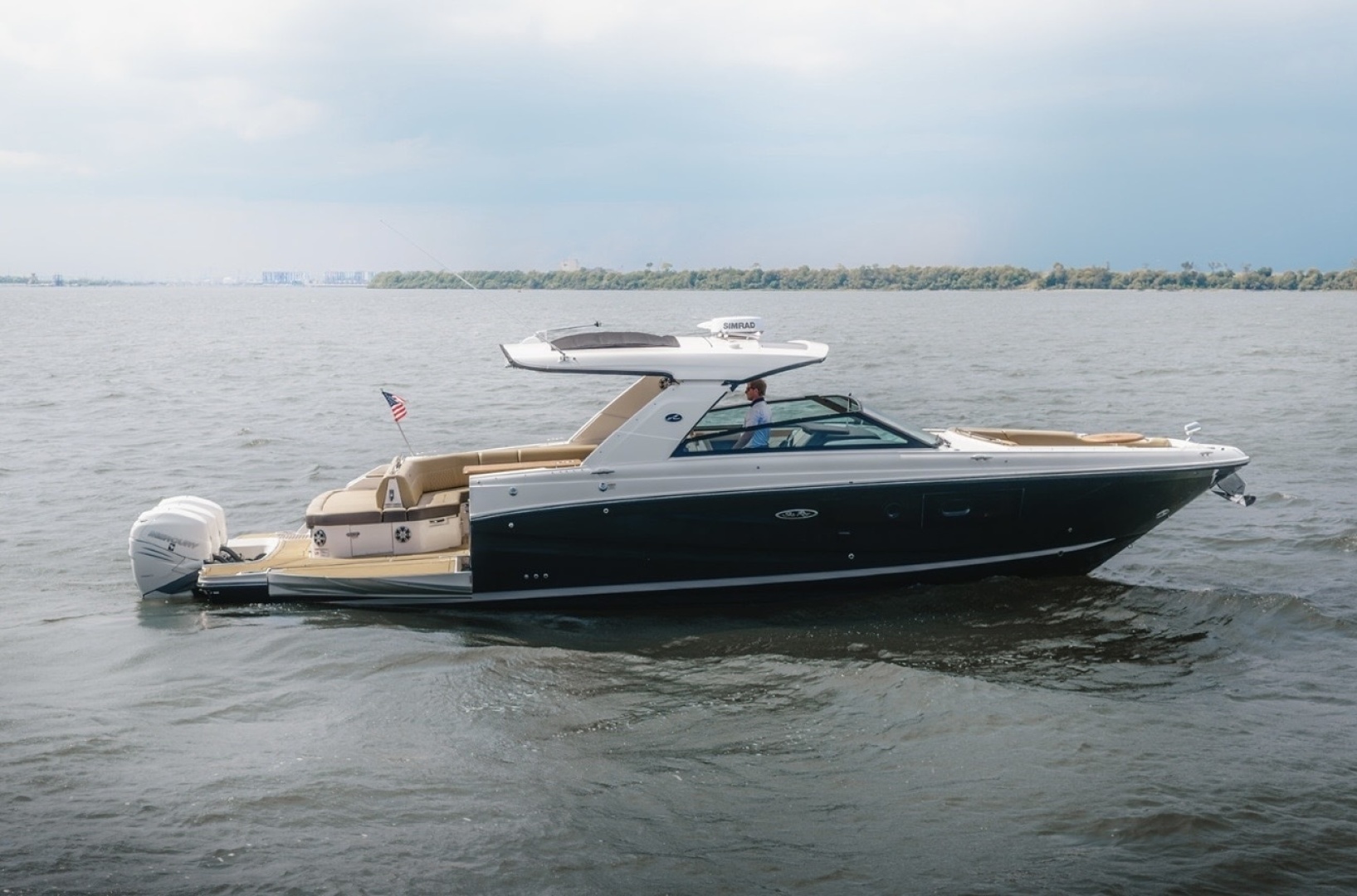 2021 Sea Ray SLX 400 Outboard