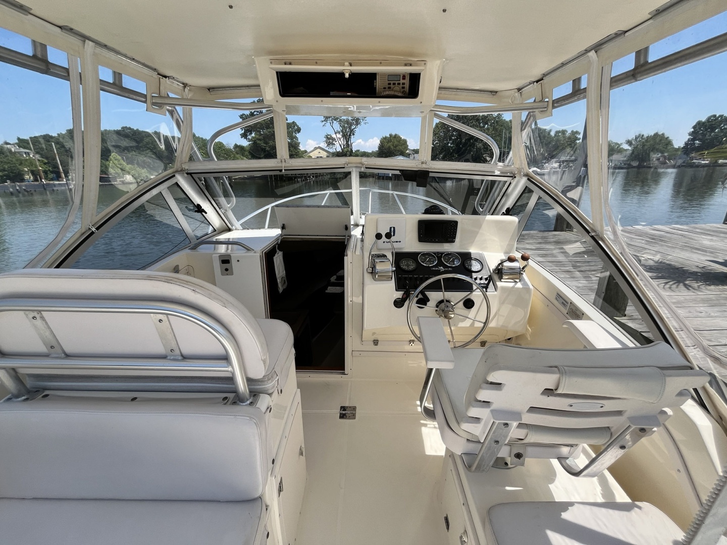 2003 Albemarle 280 Express Fisherman